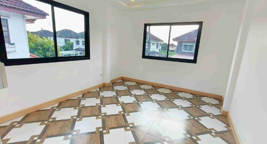 Casa en venta de 4 habitaciones en Khlong Sam Wa, Bangkok