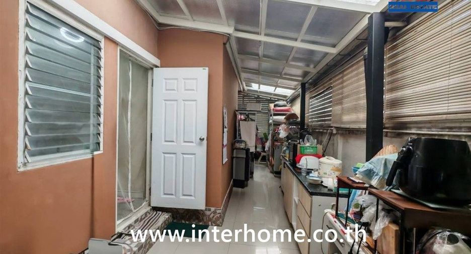 For sale 4 bedrooms house in Bang Khen, Bangkok