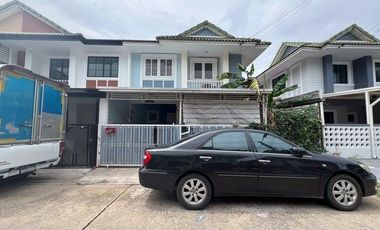 À vendre 3 chambres maison de ville à Bang Phli, Samut Prakan