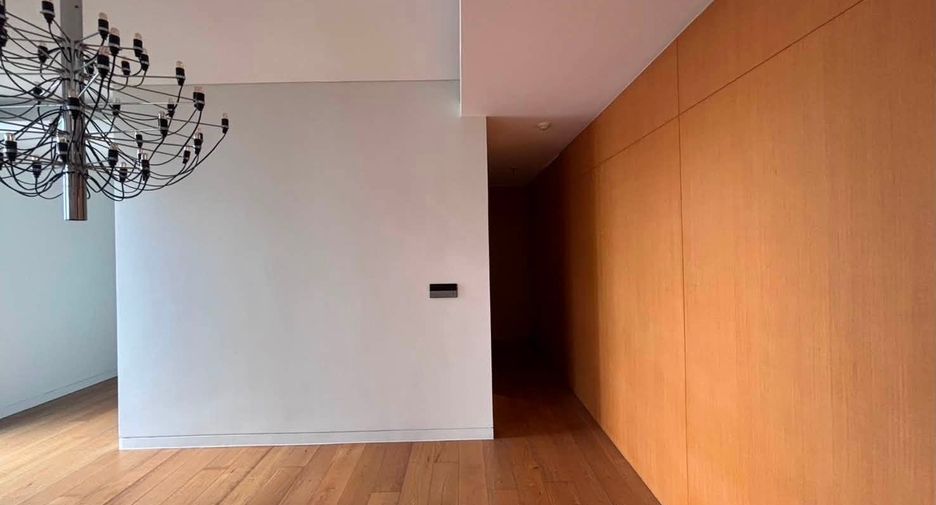 For rent 3 ベッドルーム condo in Khlong Toei, Bangkok