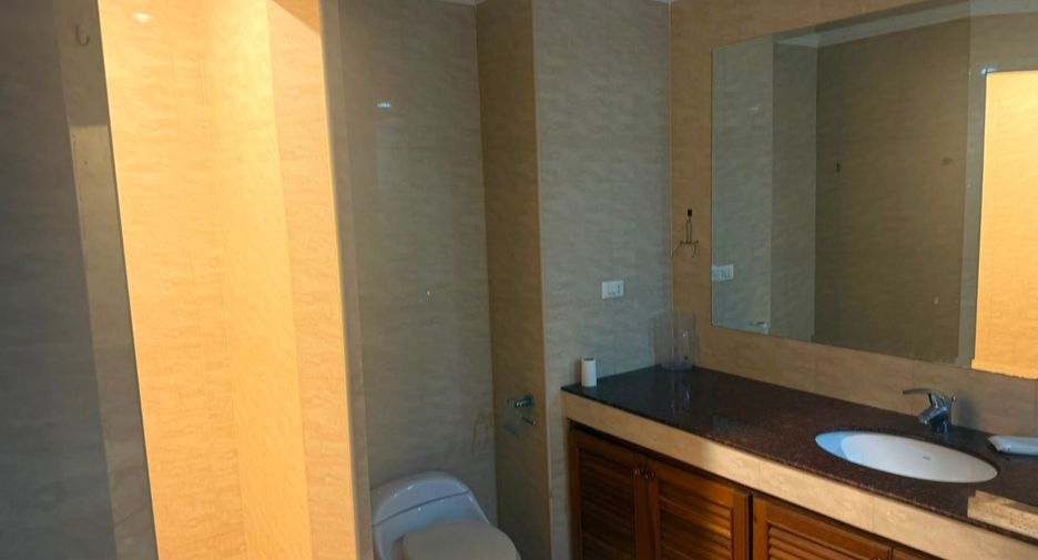 For sale 1 bed condo in Jomtien, Pattaya