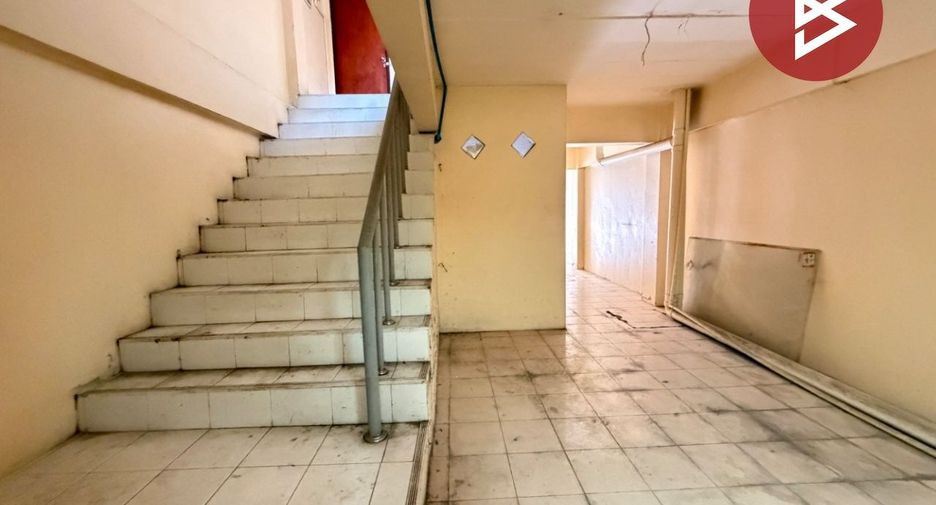 Local comercial en venta de 6 habitaciones en Sena, Phra Nakhon Si Ayutthaya