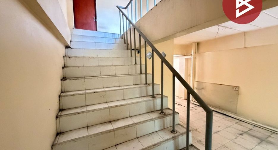 Local comercial en venta de 6 habitaciones en Sena, Phra Nakhon Si Ayutthaya