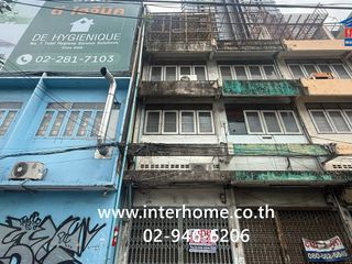Local comercial en venta de 3 habitaciones en Bang Rak, Bangkok