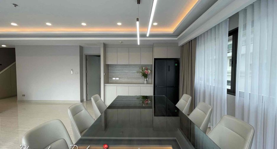 For rent and for sale 4 bedrooms condo in Khlong Toei, Bangkok