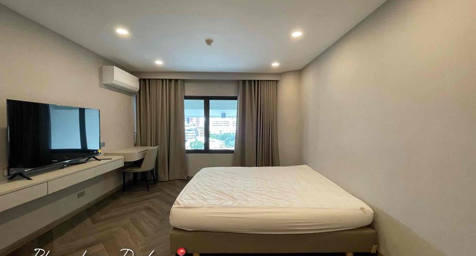 For rent and for sale 4 bedrooms condo in Khlong Toei, Bangkok