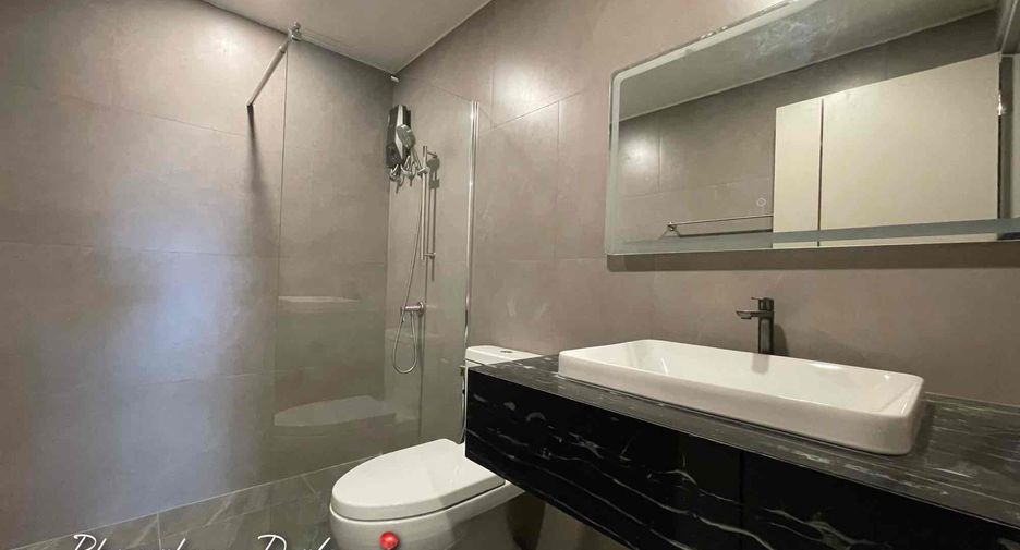 For rent and for sale 4 bedrooms condo in Khlong Toei, Bangkok