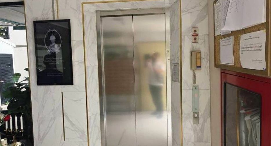 Condo en alquiler y en venta de 1 habitaciones en Bang Phlat, Bangkok