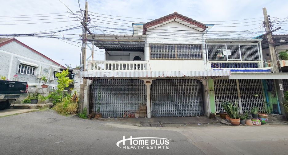 Casa adosada en venta de 5 habitaciones en Chom Thong, Bangkok