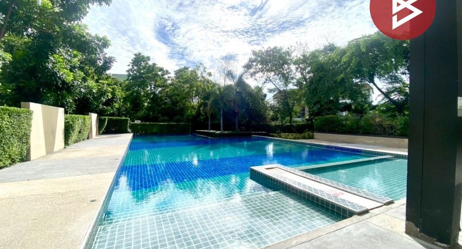 For sale 1 bed condo in Mueang Chon Buri, Chonburi