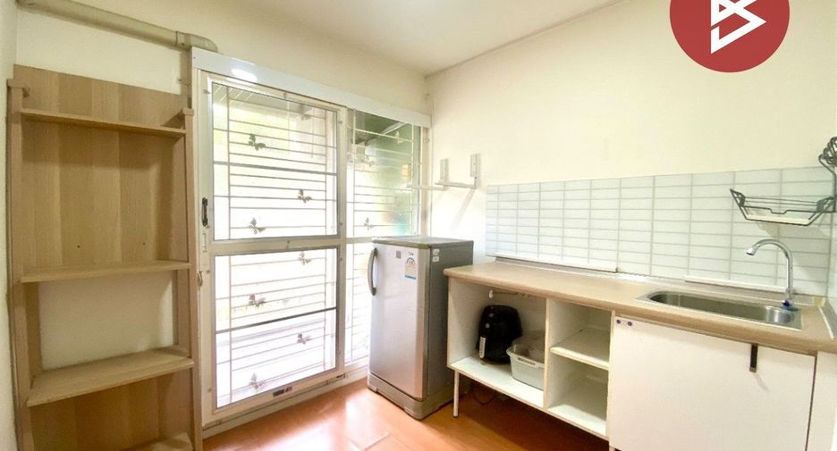 For sale 1 bed condo in Mueang Chon Buri, Chonburi