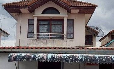 For sale 4 bedrooms townhouse in Khlong Luang, Pathum Thani
