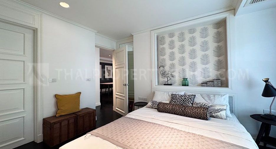 For rent 2 bedrooms condo in Khlong Toei, Bangkok