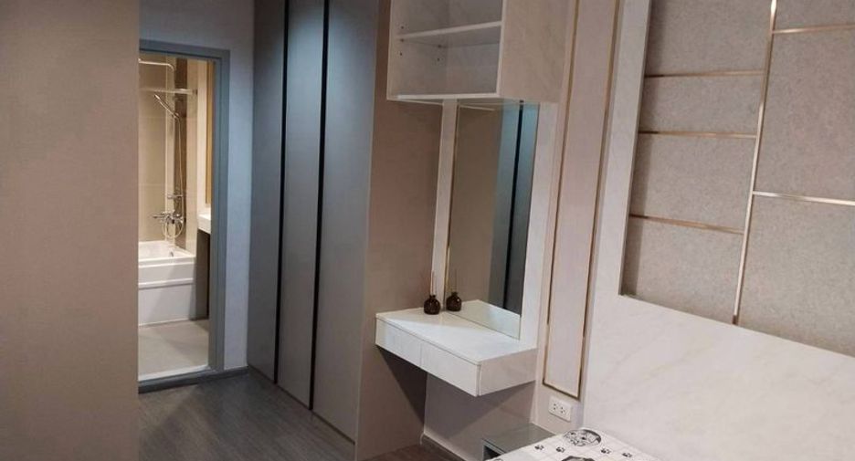 À louer 1 chambre condo à Phra Khanong, Bangkok