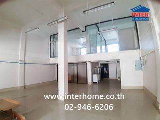À vendre 4 chambres local commercial à Bang Phli, Samut Prakan