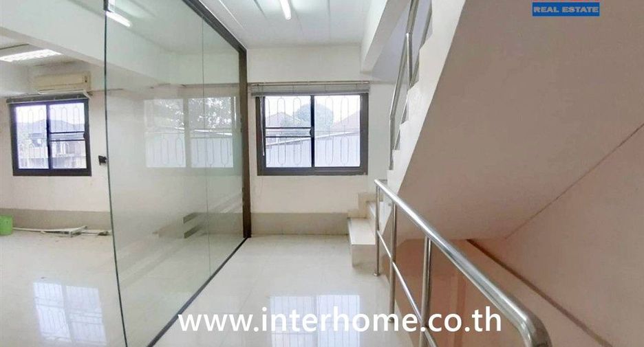 À vendre 4 chambres local commercial à Bang Phli, Samut Prakan