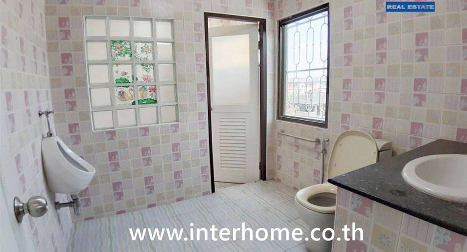 À vendre 4 chambres local commercial à Bang Phli, Samut Prakan