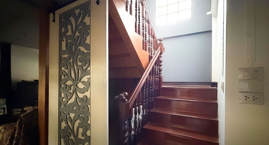 Haus zum Kauf mit 3 Zimmer in Bang Khen, Bangkok