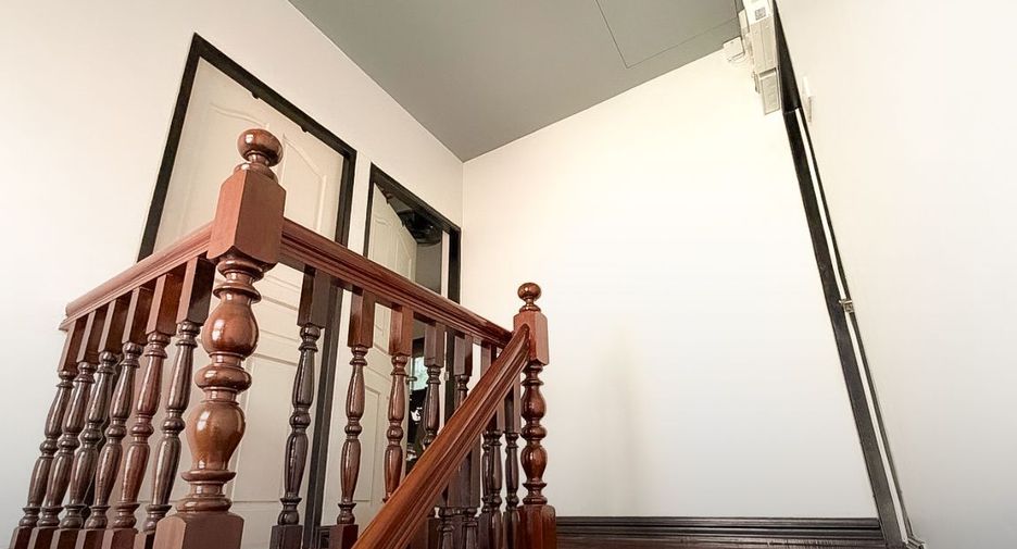 Haus zum Kauf mit 3 Zimmer in Bang Khen, Bangkok