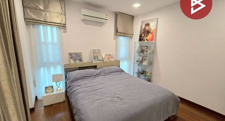 Haus zum Kauf mit 4 Zimmer in Nakhon Chai Si, Nakhon Pathom