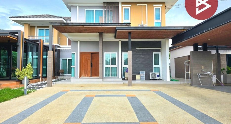 Haus zum Kauf mit 4 Zimmer in Nakhon Chai Si, Nakhon Pathom