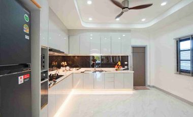 Casa en venta de 4 habitaciones en Bang Lamung, Chonburi