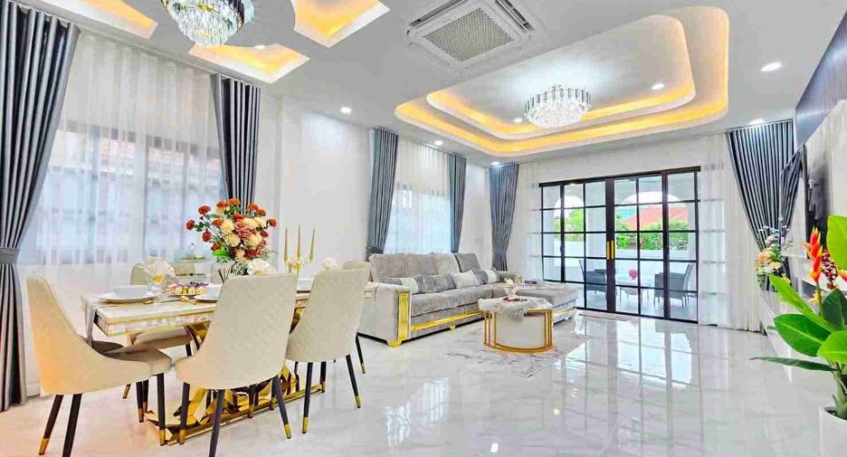 Haus zum Kauf mit 4 Zimmer in Bang Lamung, Chonburi