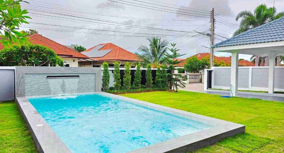 Haus zum Kauf mit 4 Zimmer in Bang Lamung, Chonburi