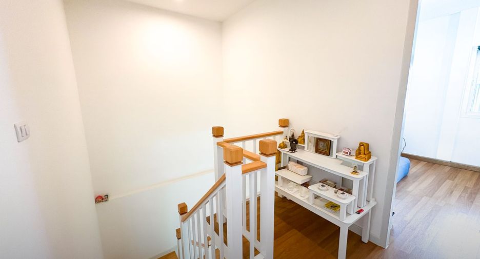 For sale 3 bedrooms house in Prawet, Bangkok