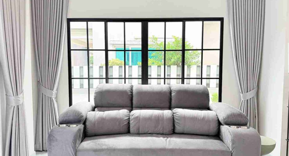 Casa en venta de 4 habitaciones en Khlong Sam Wa, Bangkok