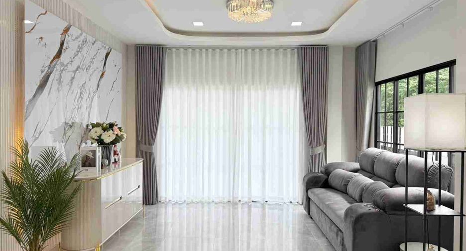 Casa en venta de 4 habitaciones en Khlong Sam Wa, Bangkok