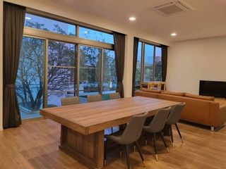 Wohnung zur Miete mit 3 Zimmer in Saphan Sung, Bangkok