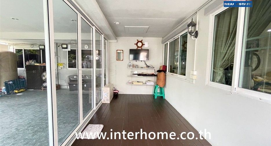 Haus zum Kauf mit 4 Zimmer in Mueang Pathum Thani, Pathum Thani