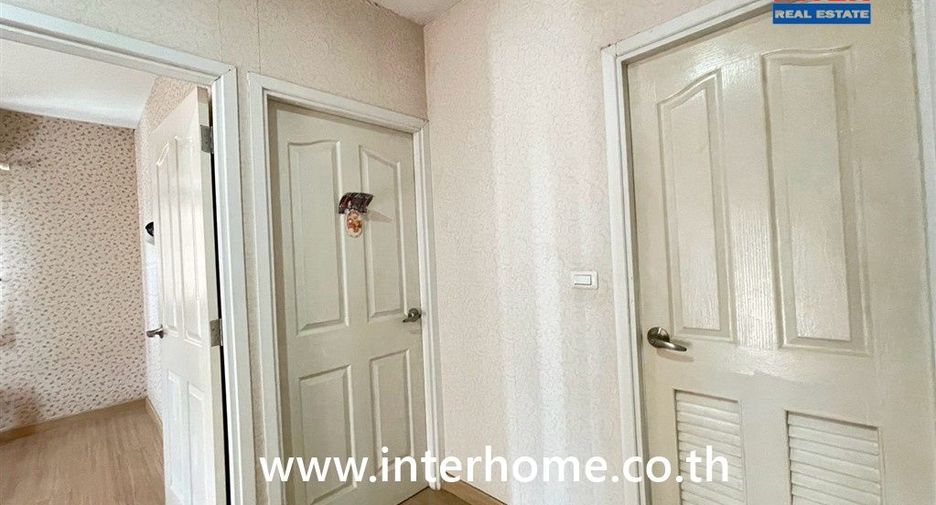 Haus zum Kauf mit 4 Zimmer in Mueang Pathum Thani, Pathum Thani