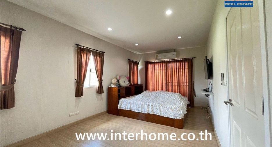 Haus zum Kauf mit 4 Zimmer in Mueang Pathum Thani, Pathum Thani