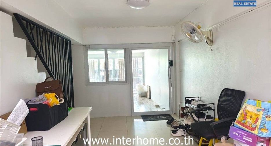 Local comercial en venta de 5 habitaciones en Khlong Sam Wa, Bangkok