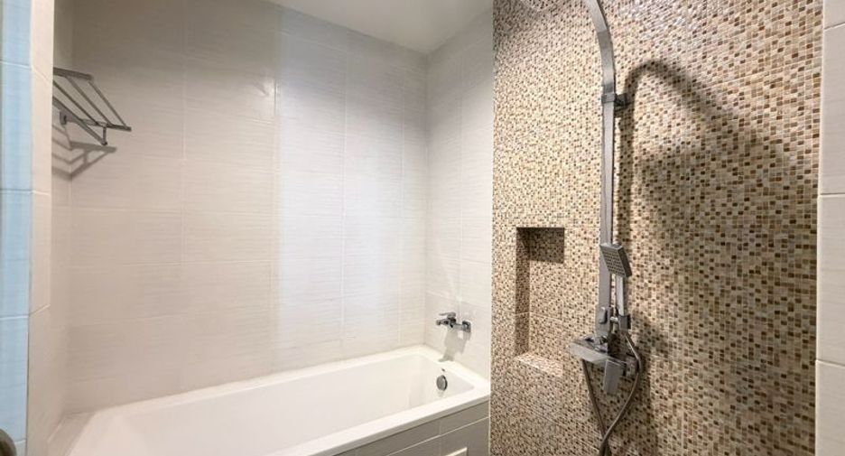 For rent 1 bed condo in Si Racha, Chonburi