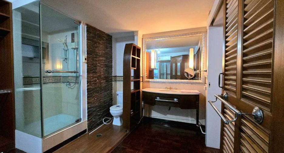 For sale 3 bedrooms condo in Pak Kret, Nonthaburi