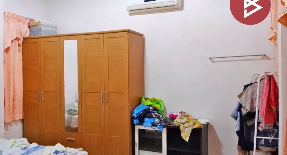 For sale 2 bedrooms house in Sanom, Surin