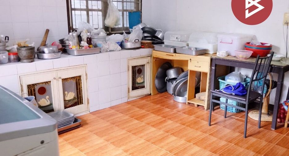For sale 2 bedrooms house in Sanom, Surin