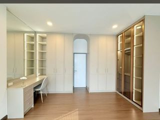For rent 5 bedrooms condo in Bang Phli, Samut Prakan