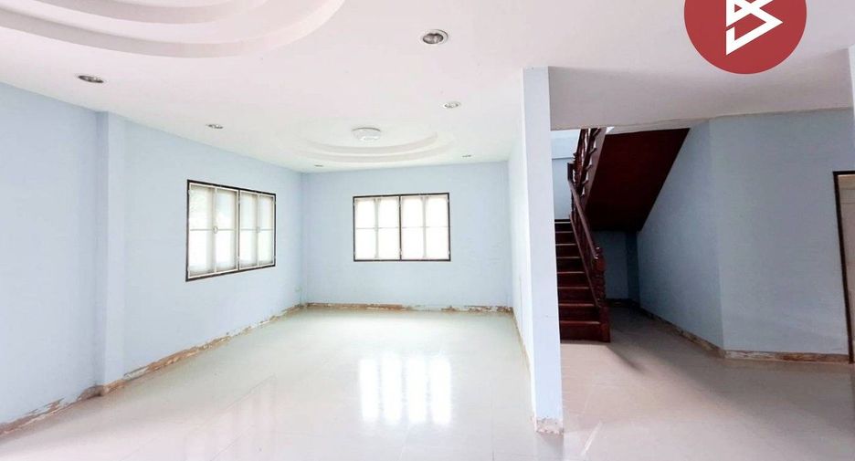 For sale 3 bedrooms house in Mueang Suphanburi, Suphan Buri