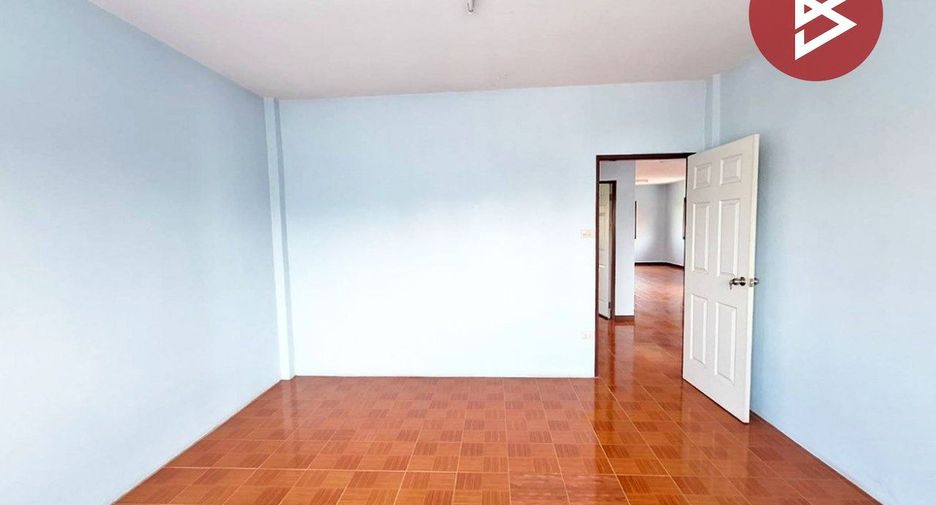 For sale 3 bedrooms house in Mueang Suphanburi, Suphan Buri