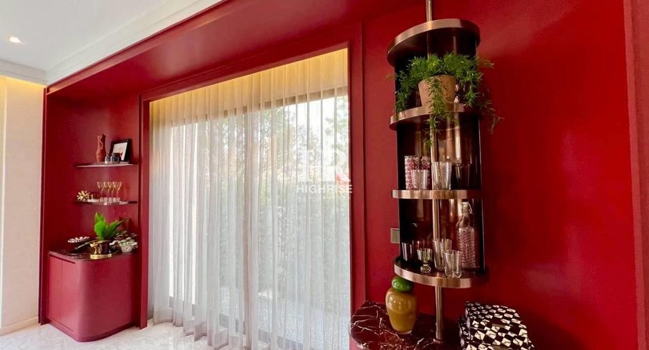 For rent 4 bedrooms villa in Bang Lamung, Chonburi