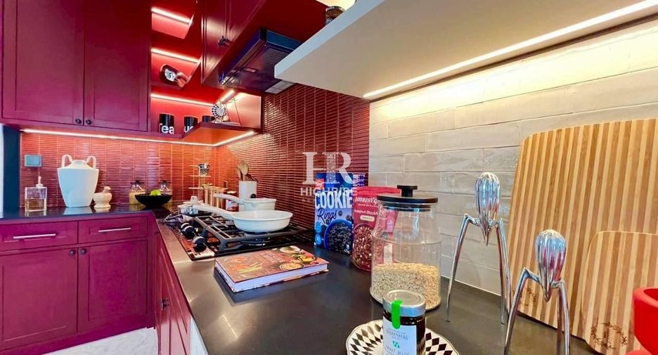 For rent 4 bedrooms villa in Bang Lamung, Chonburi