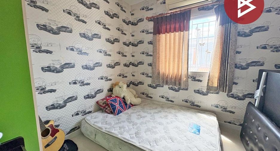 Casa adosada en venta de 3 habitaciones en Mueang Pathum Thani, Pathum Thani