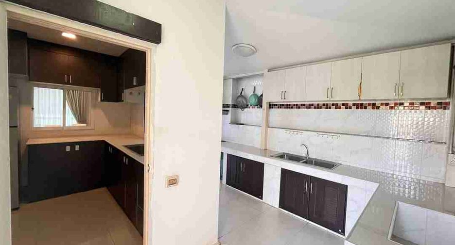 For rent 3 bedrooms house in Bang Lamung, Chonburi