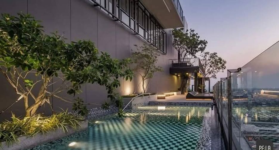 Wohnung zur Miete mit 1 Zimmer in Bang Rak, Bangkok