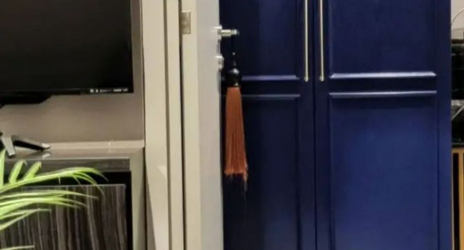 Wohnung zur Miete mit 1 Zimmer in Bang Rak, Bangkok