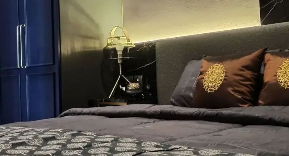 Wohnung zur Miete mit 1 Zimmer in Bang Rak, Bangkok